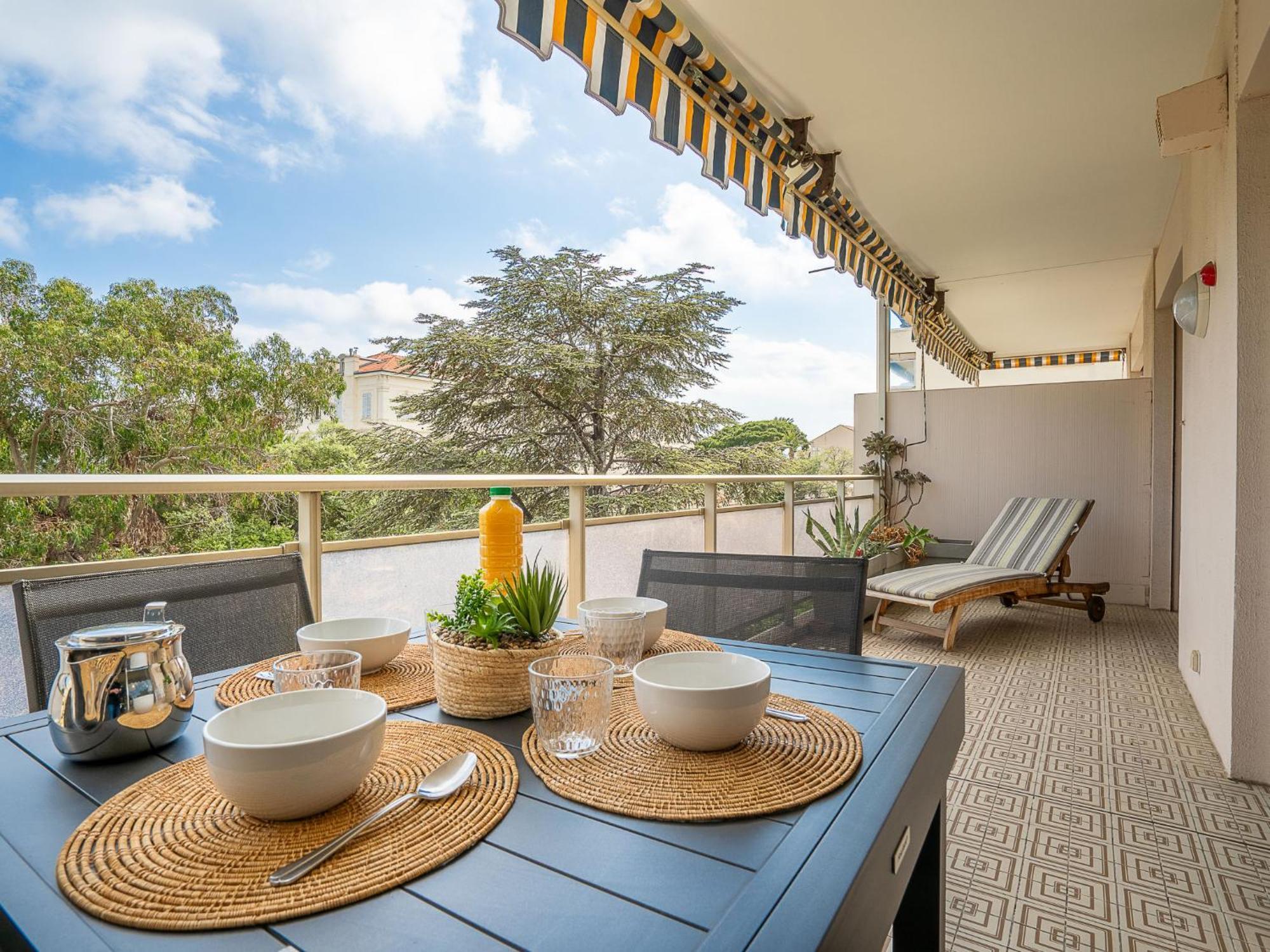 Apartment Les Aliscamps By Interhome Cannes Eksteriør billede